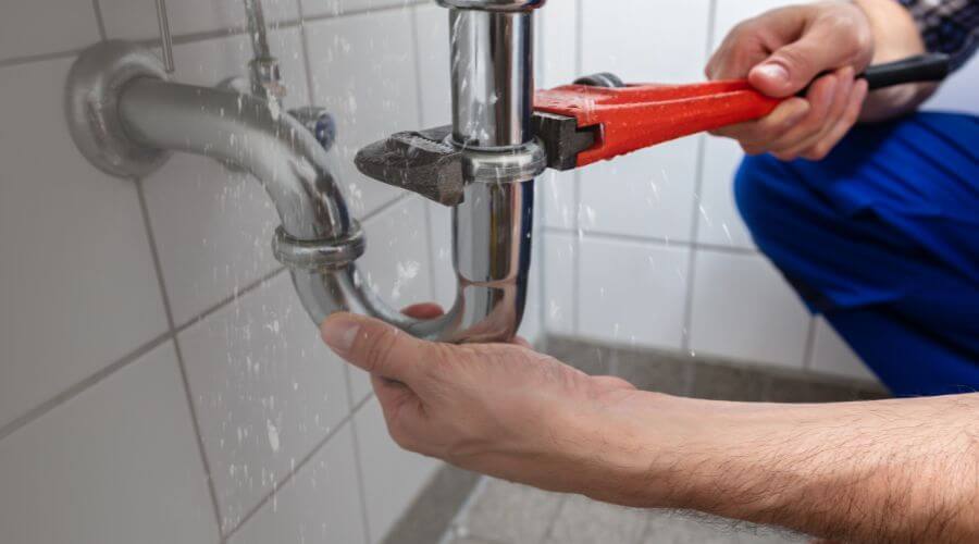 Expert burst pipe repair services in Finksburg, MD